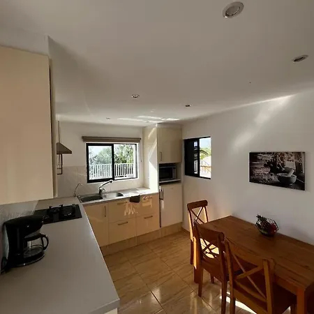 فيلة Piedra Pura Tejina de Isora