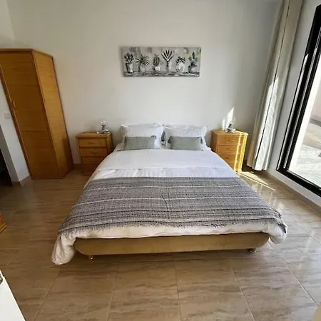 Piedra Pura فيلة Tejina de Isora