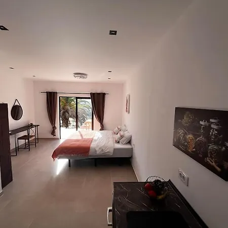 Villa Piedra Pura