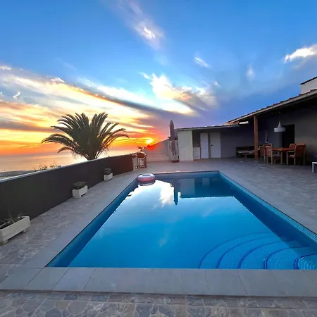 Villa Piedra Pura
